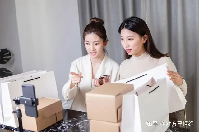 直播行业的三种挣钱模式 你都参加过哪种模式呢