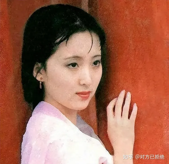 陈晓旭的两任丈夫 一个帮她成就了林黛玉一个为她化作贾宝玉