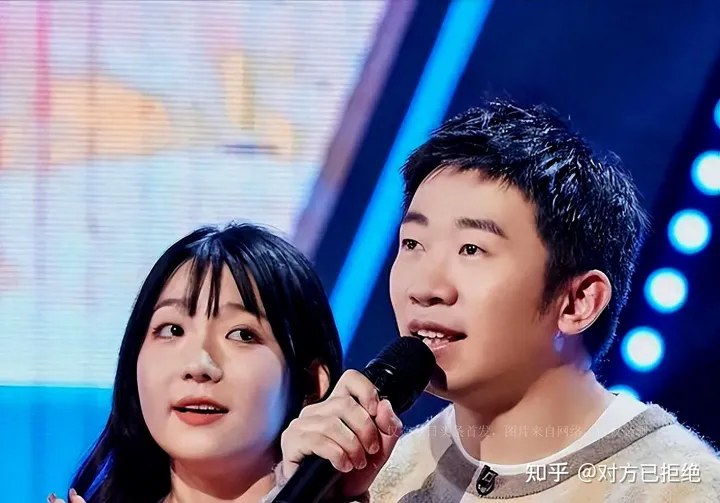 杨迪官宣和相恋16年女友分手 深情人设翻车越解释越黑