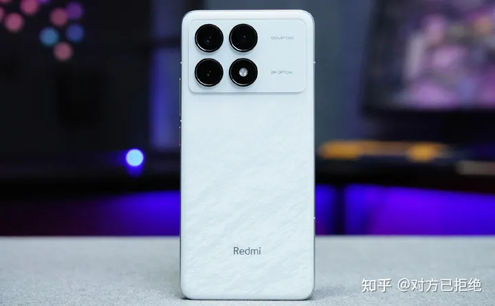 今年什么手机性价比最高 强烈建议这三款其中有两款仅售2499元