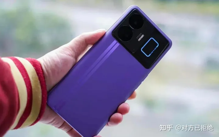 2000价位买什么手机好 强烈建议这三款性价比高值得入手