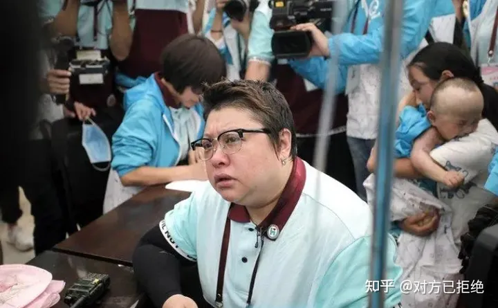 韩红被娱乐圈实名举报敛财1个亿 是娱乐圈的“悲哀”