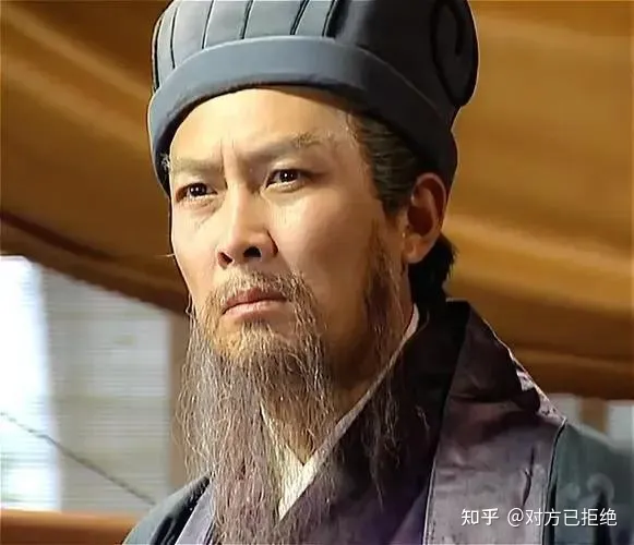 卧龙凤雏被指两大猪队友 为什么会成为贬义词么