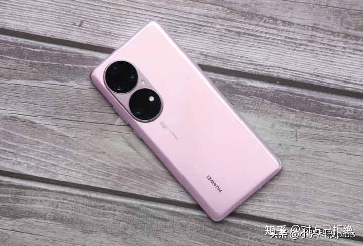 下半年降价最狠的三款手机 最高暴跌2300元