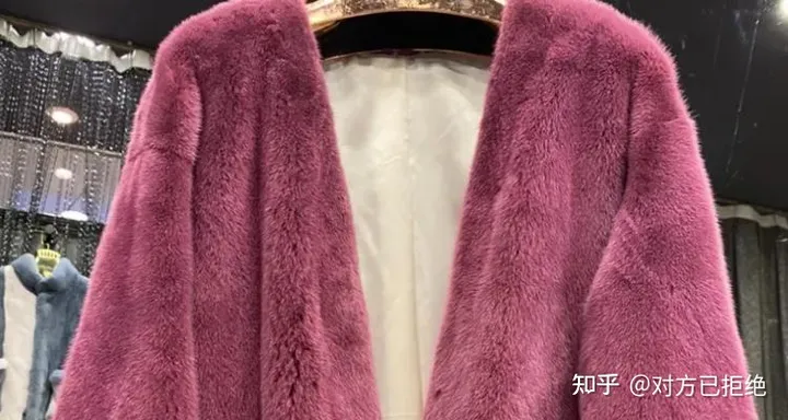 为啥东北人爱穿貂皮 穿貂比羽绒服还暖和吗
