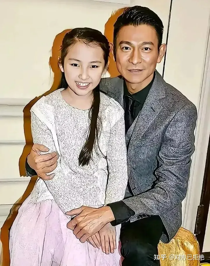 刘德华的11岁爱女公开亮相 简直让人惊艳到不行