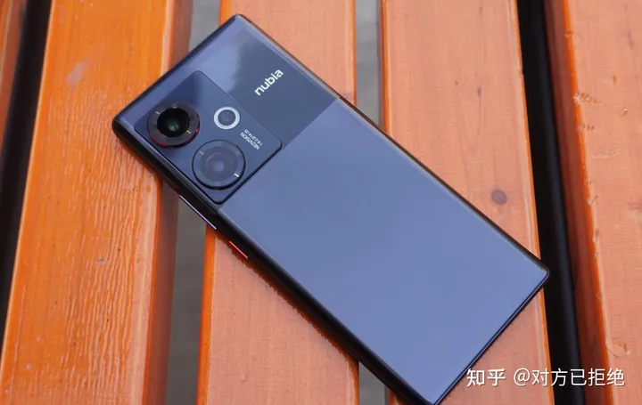 内行人一般都买什么手机 近期这4款手机公认的值得买