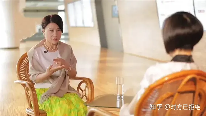 董明珠为什么不结婚 还一直有绯闻 为什么会成为一些业界人士的笑料