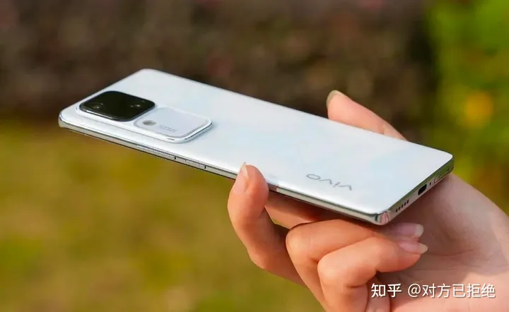 vivoS18好评率高达99% 但也不能忽视它的的两个差评
