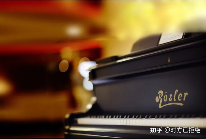 罗瑟钢琴和珠江钢琴哪个好 两款钢琴之间的介绍与对比