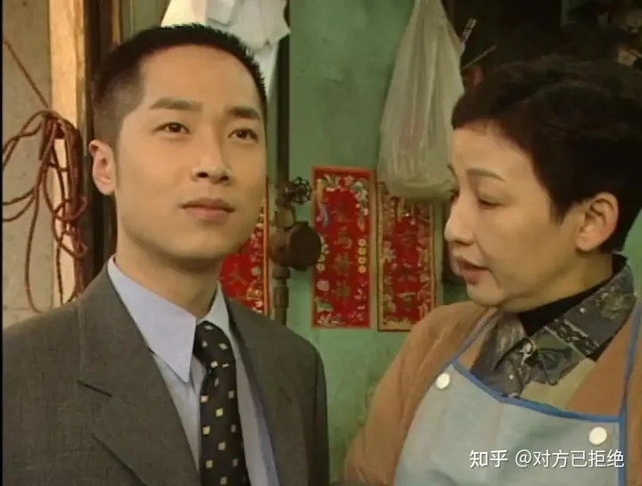 马浚伟影视界中第一康熙 52岁不婚不育考北大一年拿了20多个证