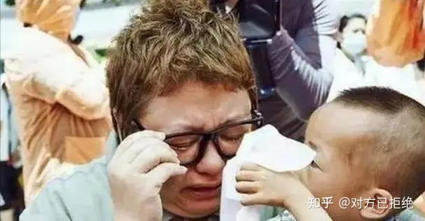 韩红被娱乐圈实名举报敛财1个亿 是娱乐圈的“悲哀”