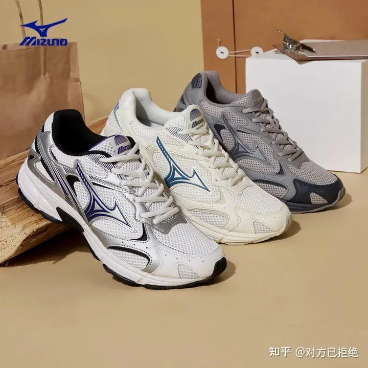 5个性价比出色的跑鞋品牌 运动休闲两不误