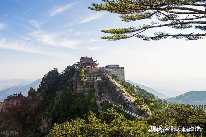 九华山是哪个省份的旅游景点 一起来领略佛国仙城东南第一山的风采