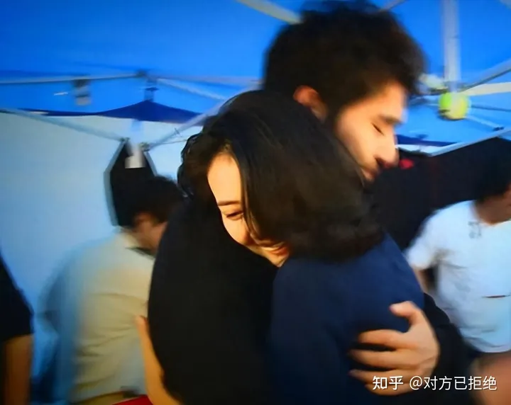 高圆圆嫁给小5岁的赵又廷 40岁高龄产子婚姻状况如何