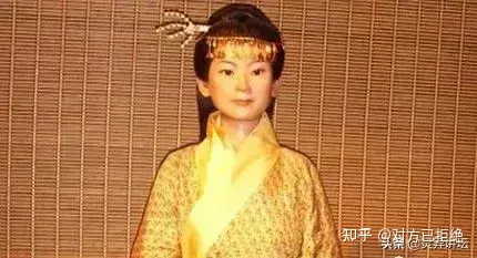 辛追夫人刚出土的照片是什么样的 辛追夫人为什么会不腐呢