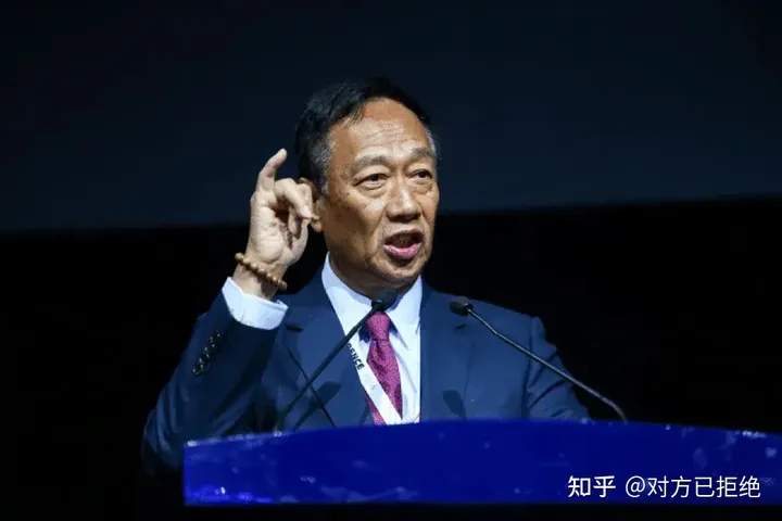 40万名员工3000亿产能 富士康突然宣布 外媒：郭台铭开始反击
