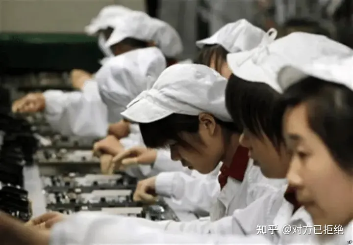 40万名员工3000亿产能 富士康突然宣布 外媒：郭台铭开始反击