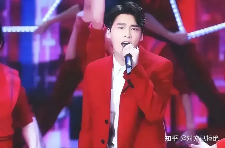 不到一年封杀李易峰如今的处境 他虽然很可恨但同样也很可悲
