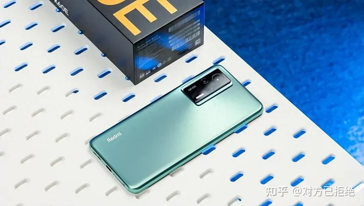 2024年换什么手机好 这4款机型价格暴跌值得入手