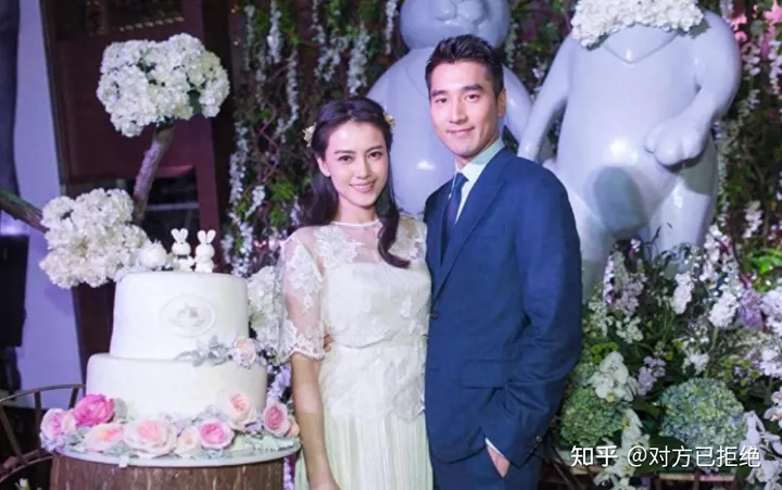 高圆圆嫁给小5岁的赵又廷 40岁高龄产子婚姻状况如何