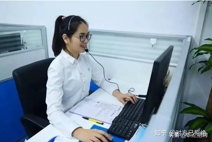客服主要是做什么的 如何能成为一名合格的客服