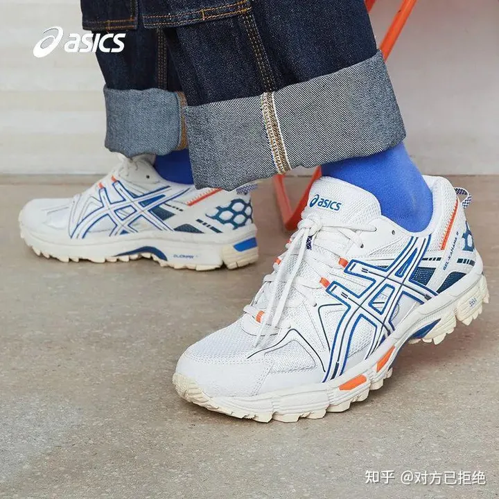 5个性价比出色的跑鞋品牌 运动休闲两不误