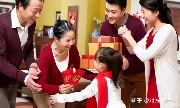 过年给压岁钱其实也是有讲究的 除夕给和初一给区别很大
