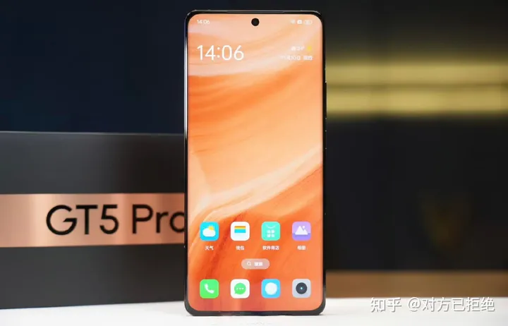 今年什么手机性价比最高 强烈建议这三款其中有两款仅售2499元