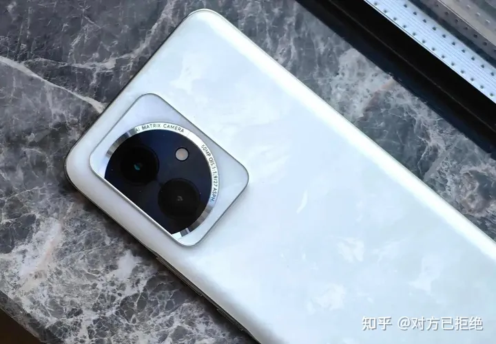 荣耀100怎么样值得买吗 荣耀100的优缺点分析与介绍
