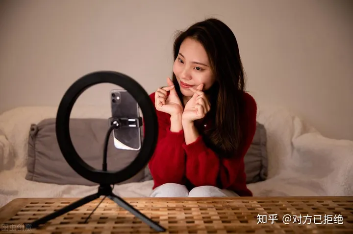 抖音直播间有哪些流量入口 如何能能更好的转化这些流量