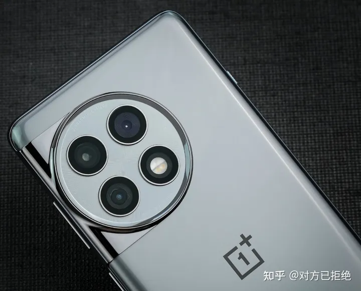 2024年换什么手机好 这4款机型价格暴跌值得入手