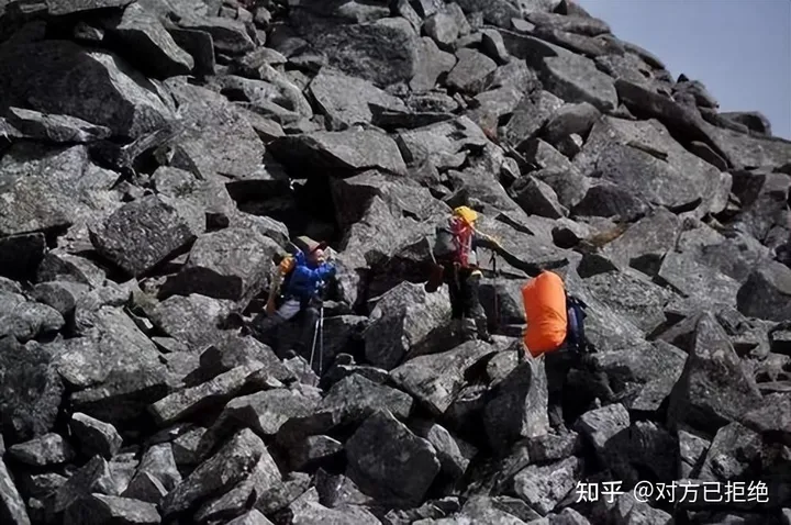 23岁大学生华山坠崖 盘点秦岭山里的那些不归路