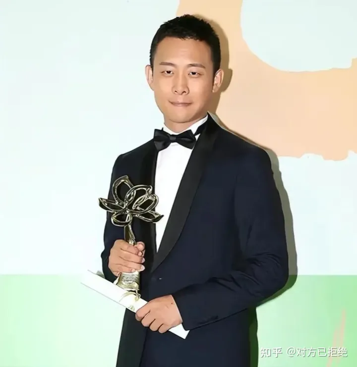 他照顾女朋友直到病逝 中国好男人张译的成功并非偶然的